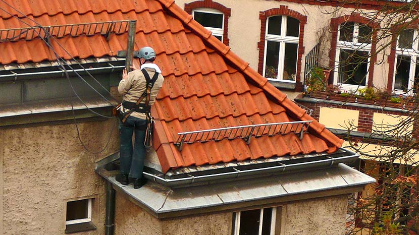 Reparatur, Reinigung, Anstrich